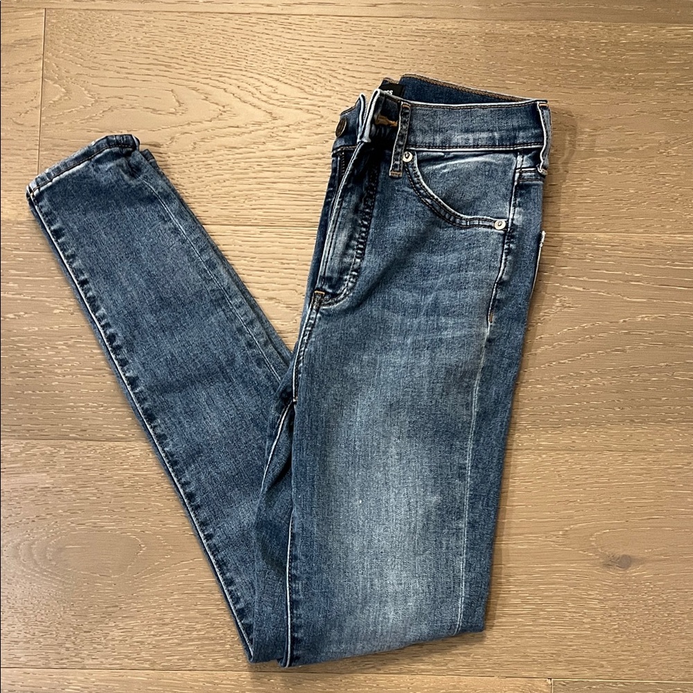 Express Skinny Jeans